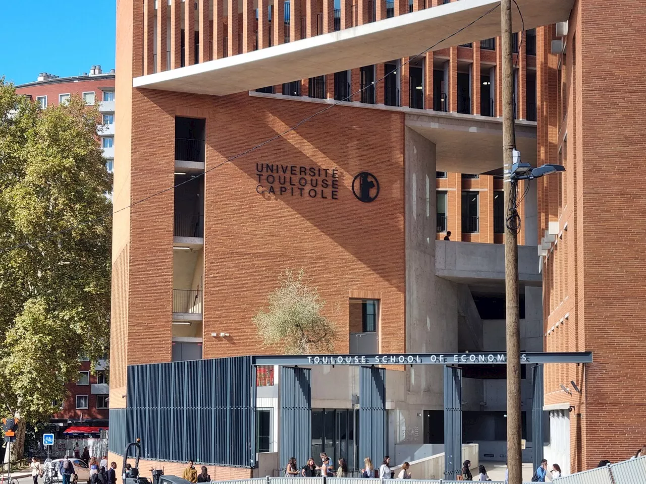 L'école d'économie de Toulouse grimpe encore au classement des meilleures universités du monde