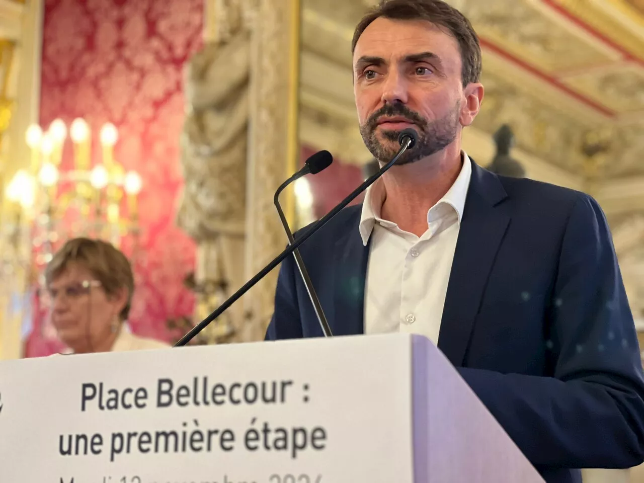 Lyon. Place Bellecour : pourquoi le maire Grégory Doucet déçoit les attentes