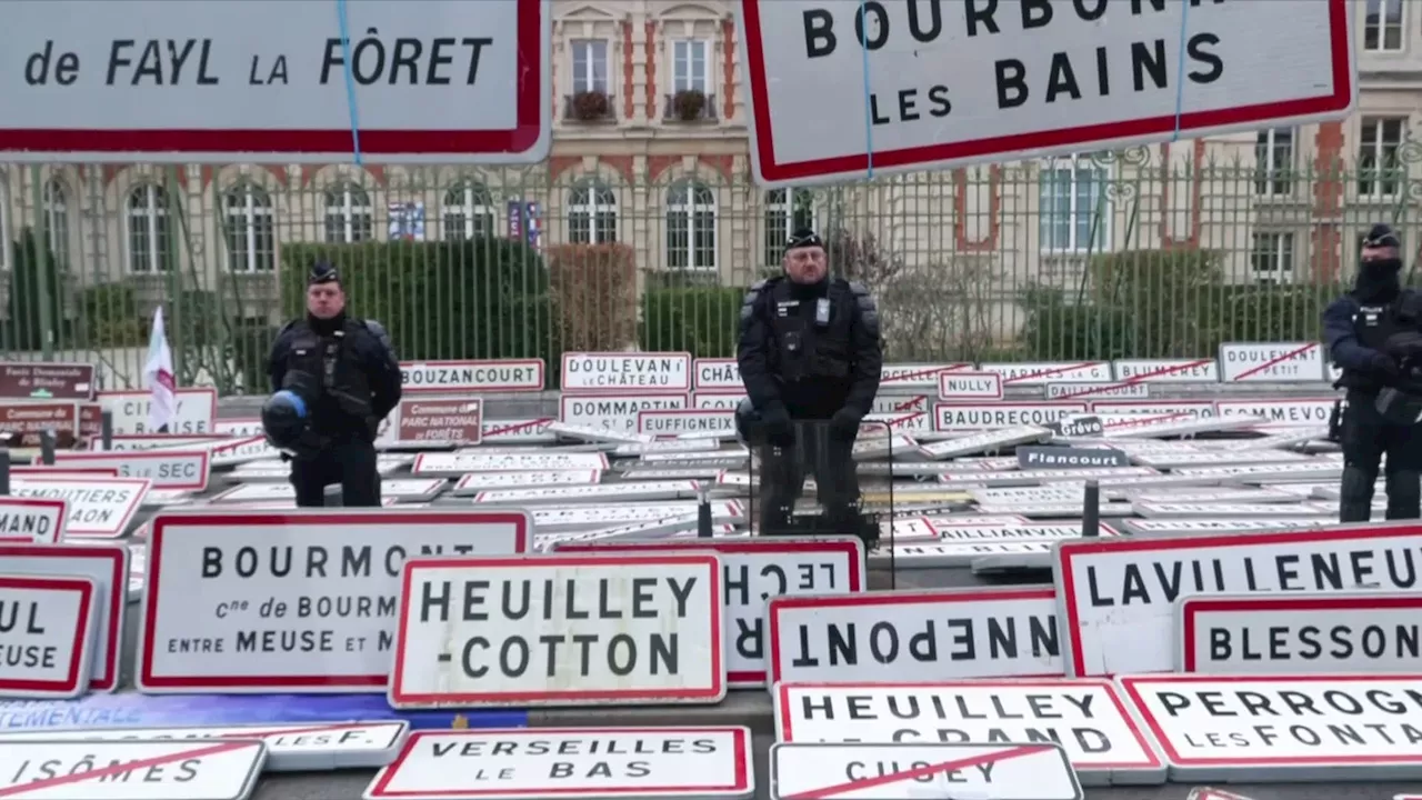 'Le mouvement va reprendre': 150 agriculteurs mobilisés devant la préfecture de Haute-Marne