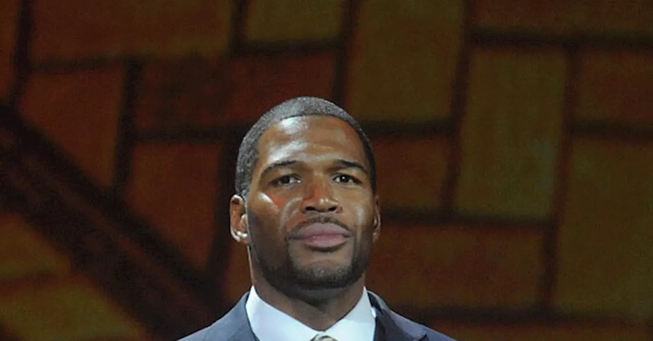 FOX Sports’ Michael Strahan Erupts When Asked About Veterans’ Day Weekend Anthem Controversy