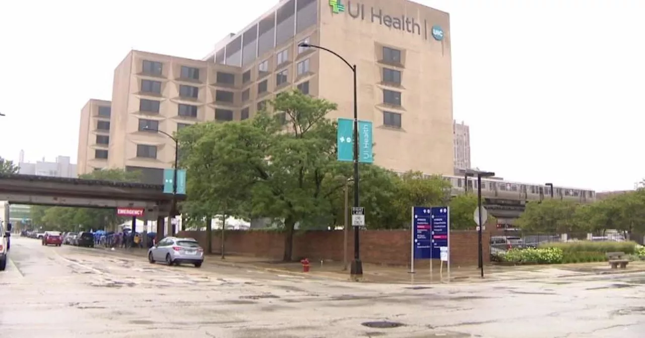 University of Illinois Hospital nurses go on second strike since August