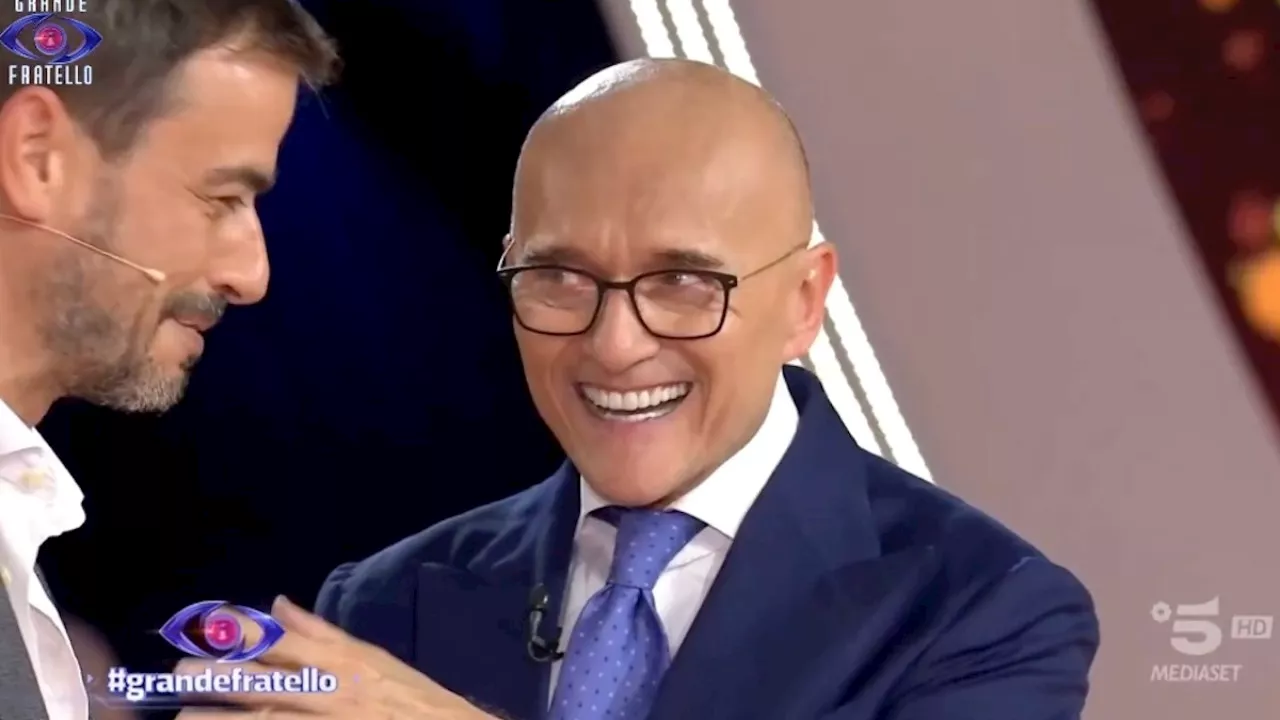 Grande Fratello, Alfonso Signorini protagonista sul web: i fan notano un particolare della sua dentatura