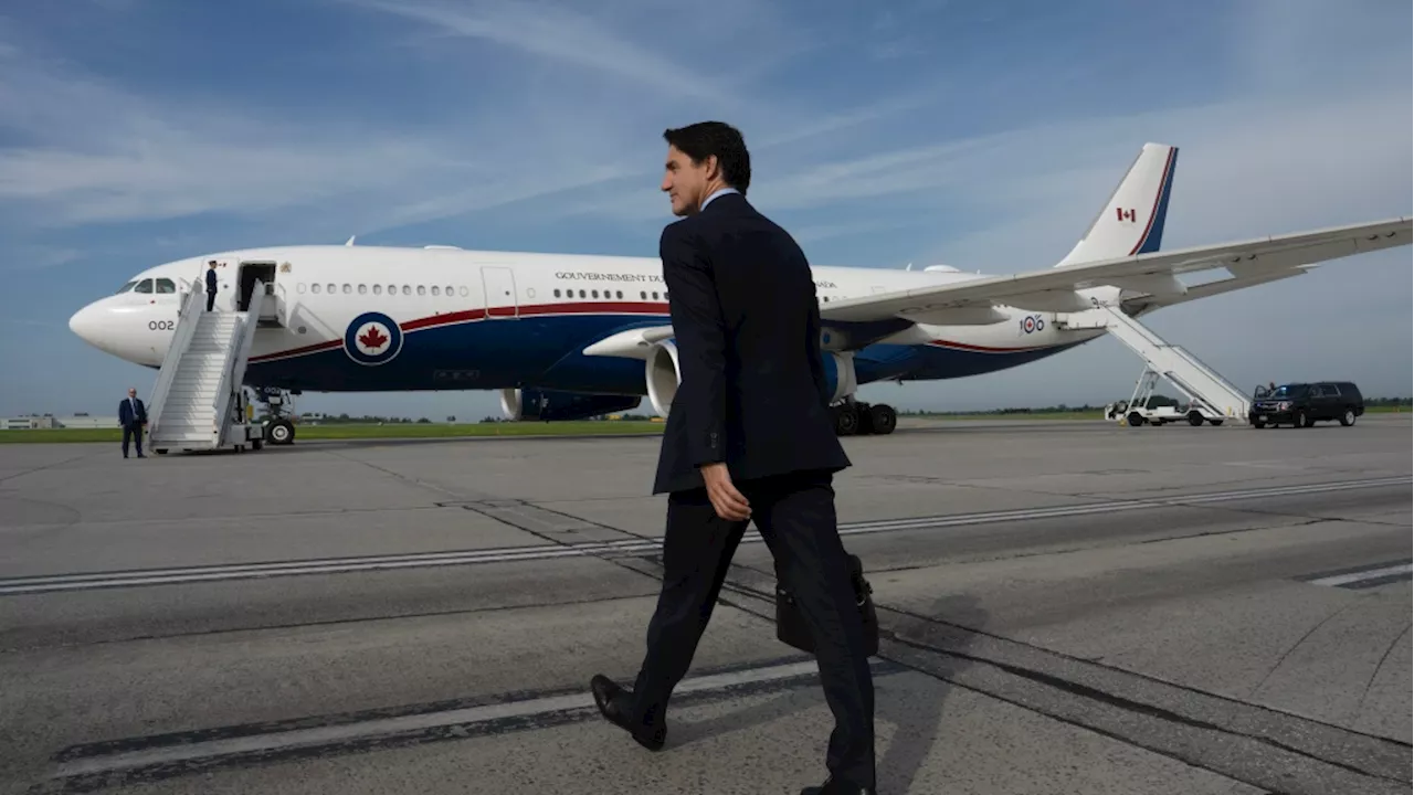 Prime Minister Trudeau makes trip to Bermuda to eulogize longtime family friend