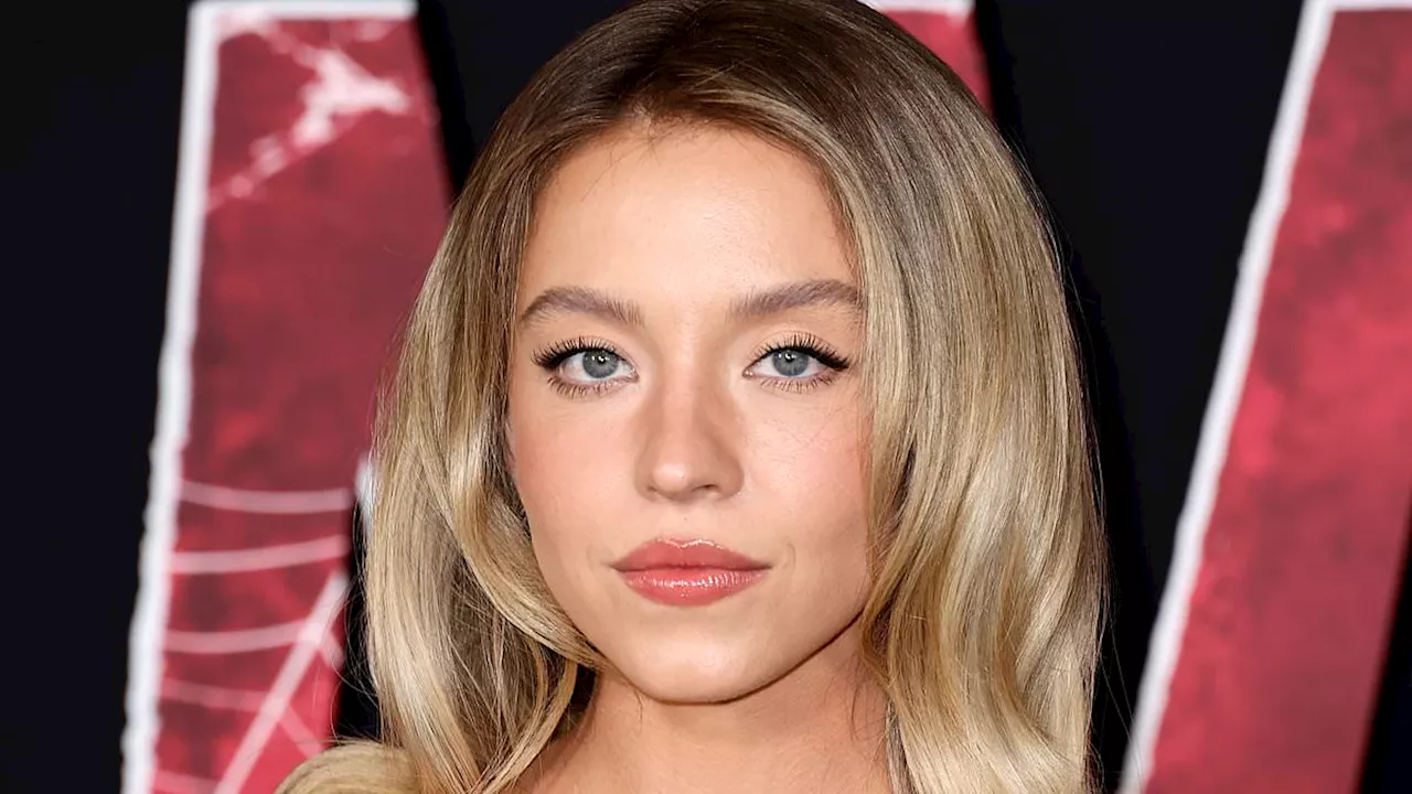 Sydney Sweeney slams 'fake' Hollywood grandstanding on 'women empowering other women'