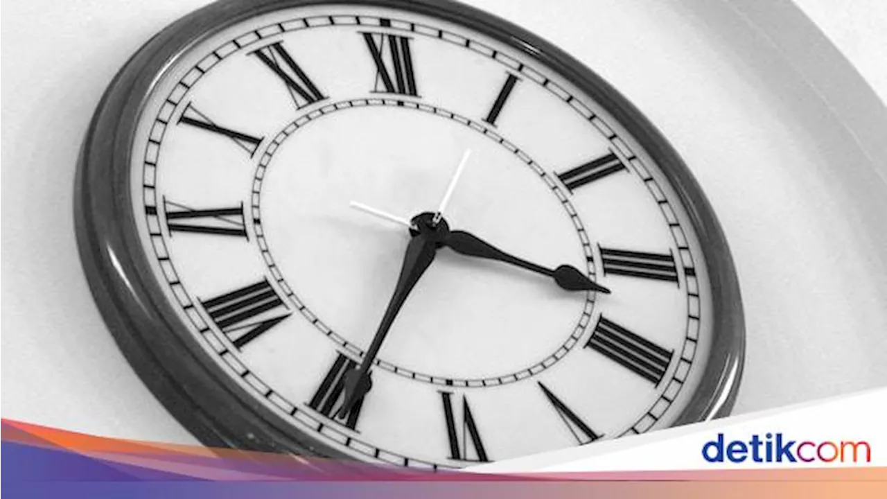 Apakah Benar Waktu Terasa Cepat Termasuk Tanda Kiamat?