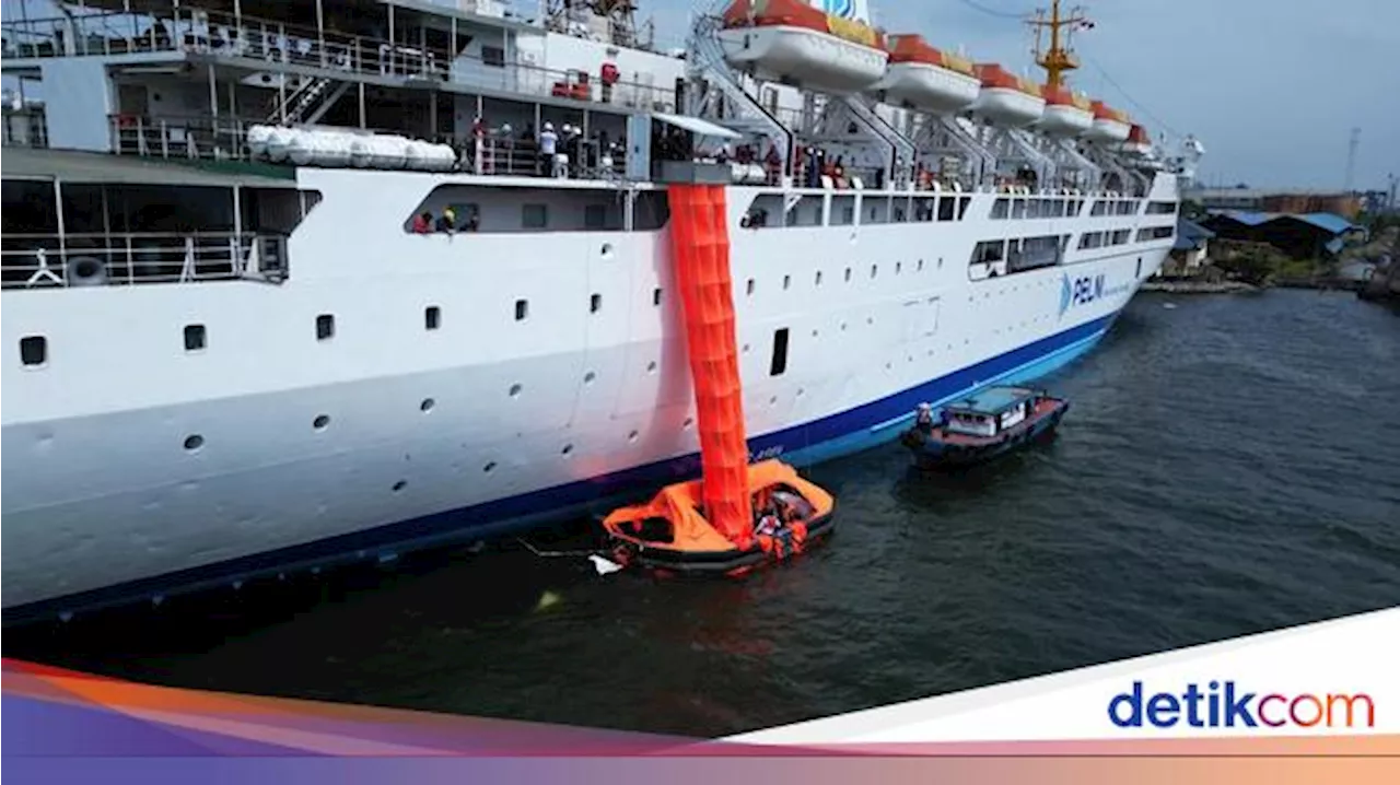 Persiapan Nataru, Seluruh Kapal PELNI Pasang Marine Evacuation System