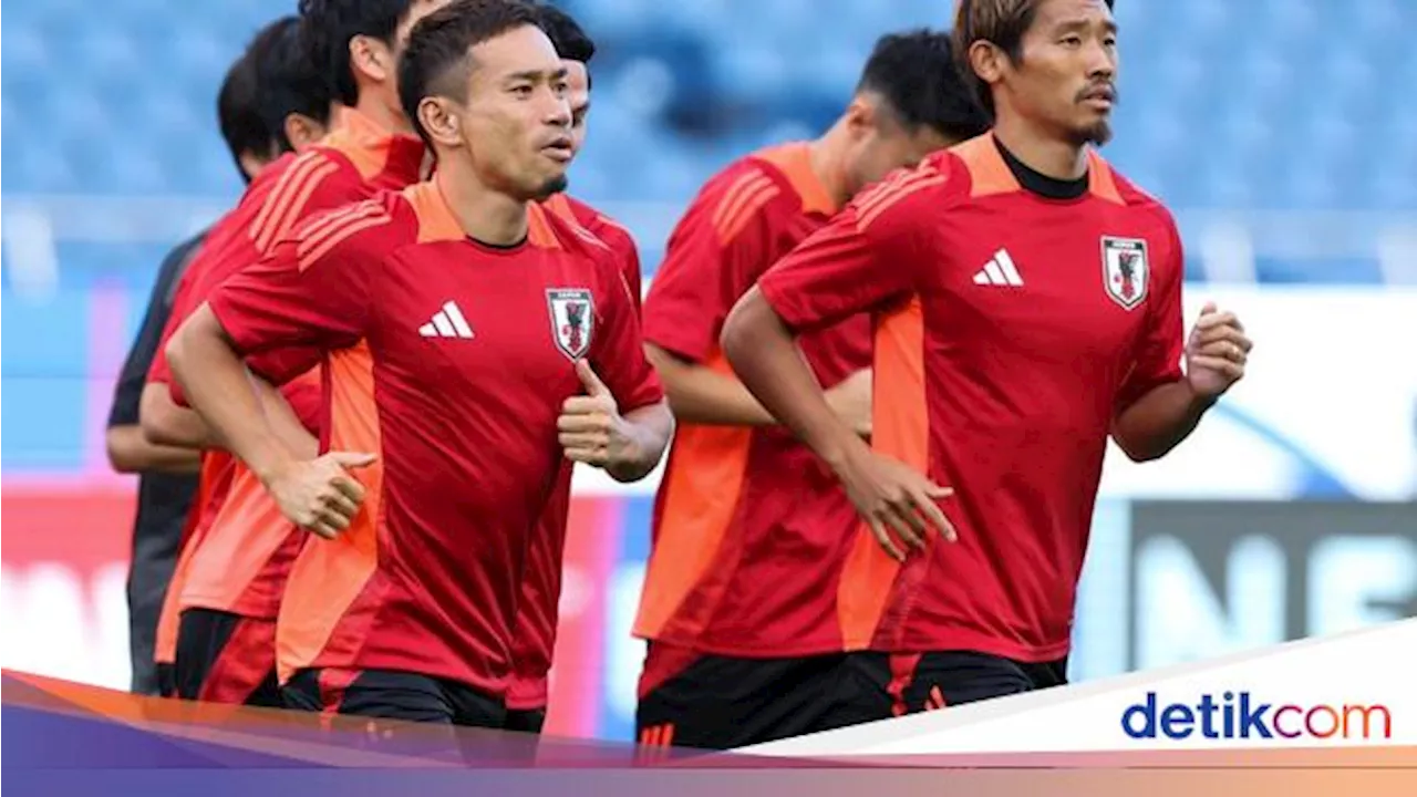 Di Jakarta, Bek Timnas Jepang Serasa Jadi Artis Hollywood