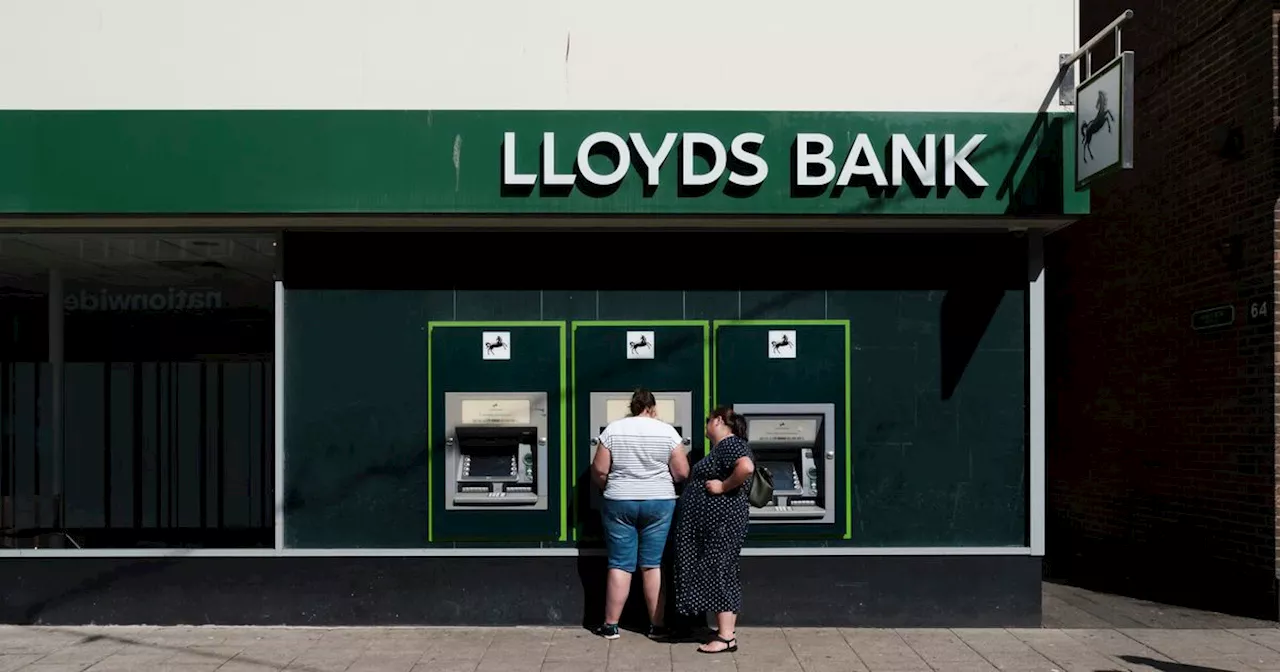 Lloyds Bank update as £200 payments to go 'directly' into accounts