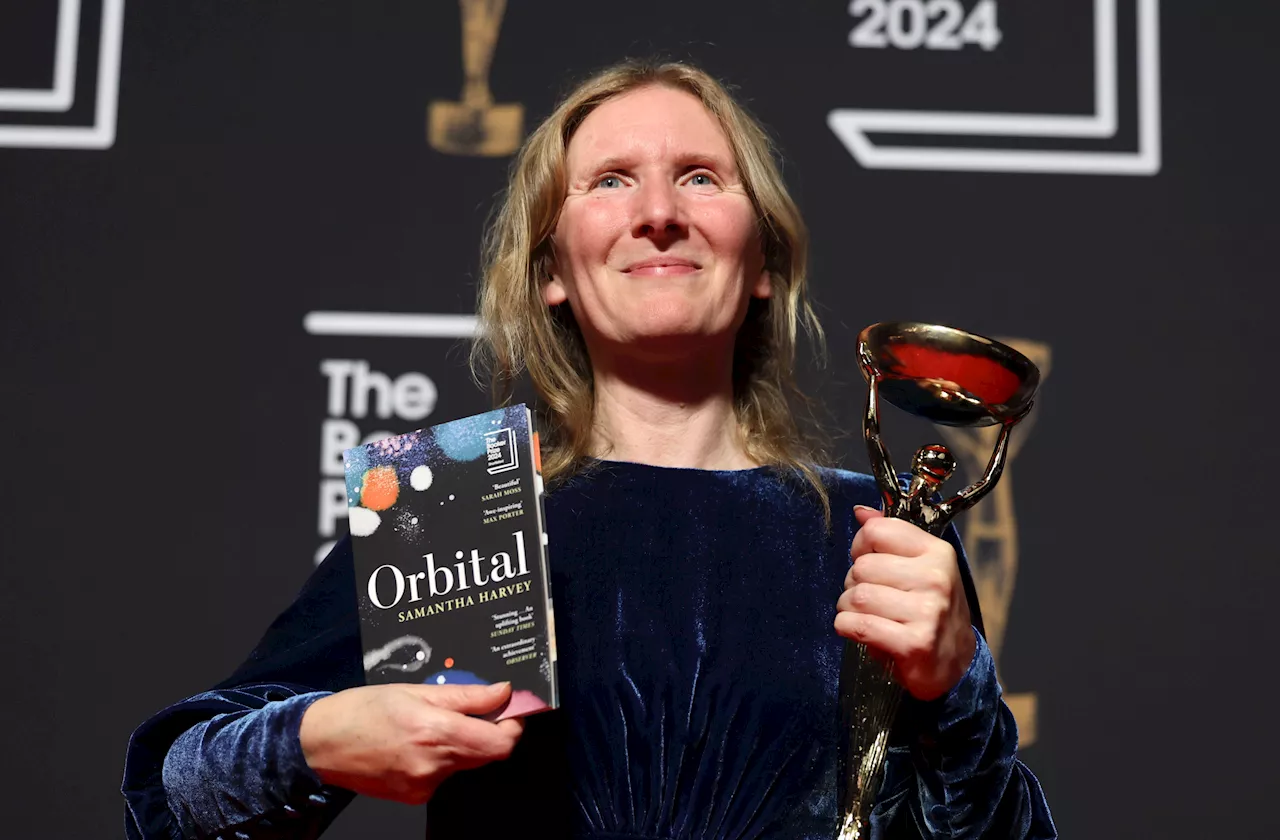 Samantha Harvey, premio Booker con su epopeya espacial 'Orbital'