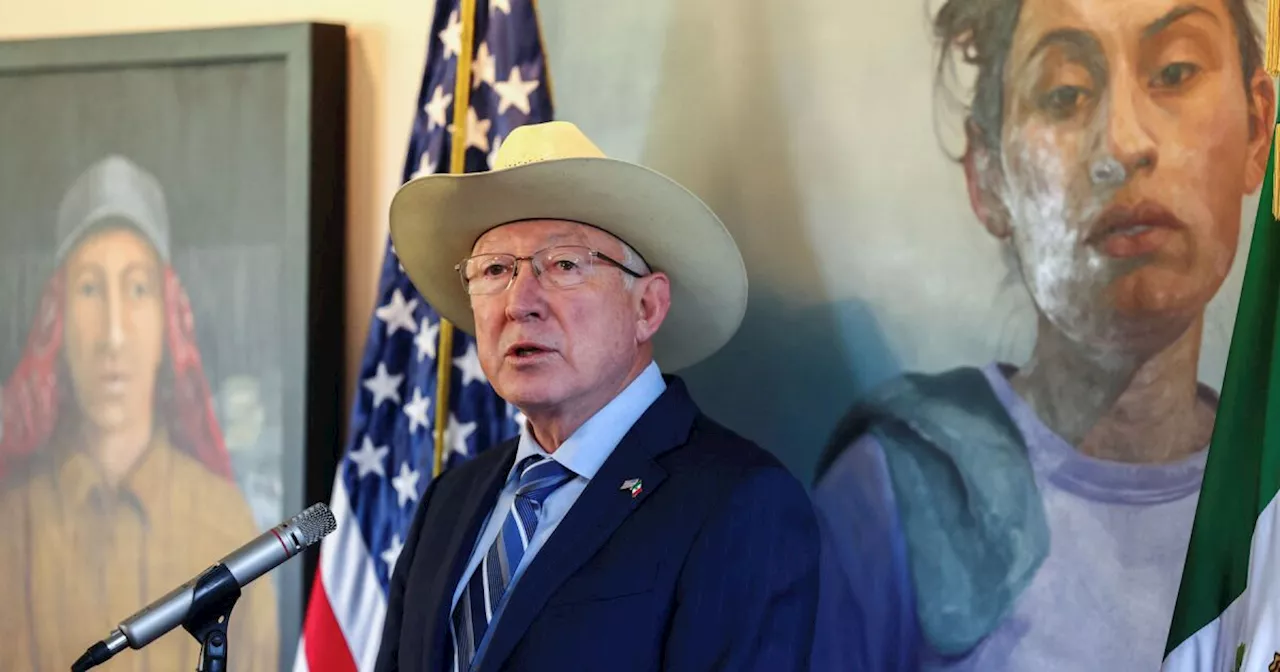 Ken Salazar habla sobre AMLO: “La estrategia de ‘abrazos, no balazos’ no funcionó”