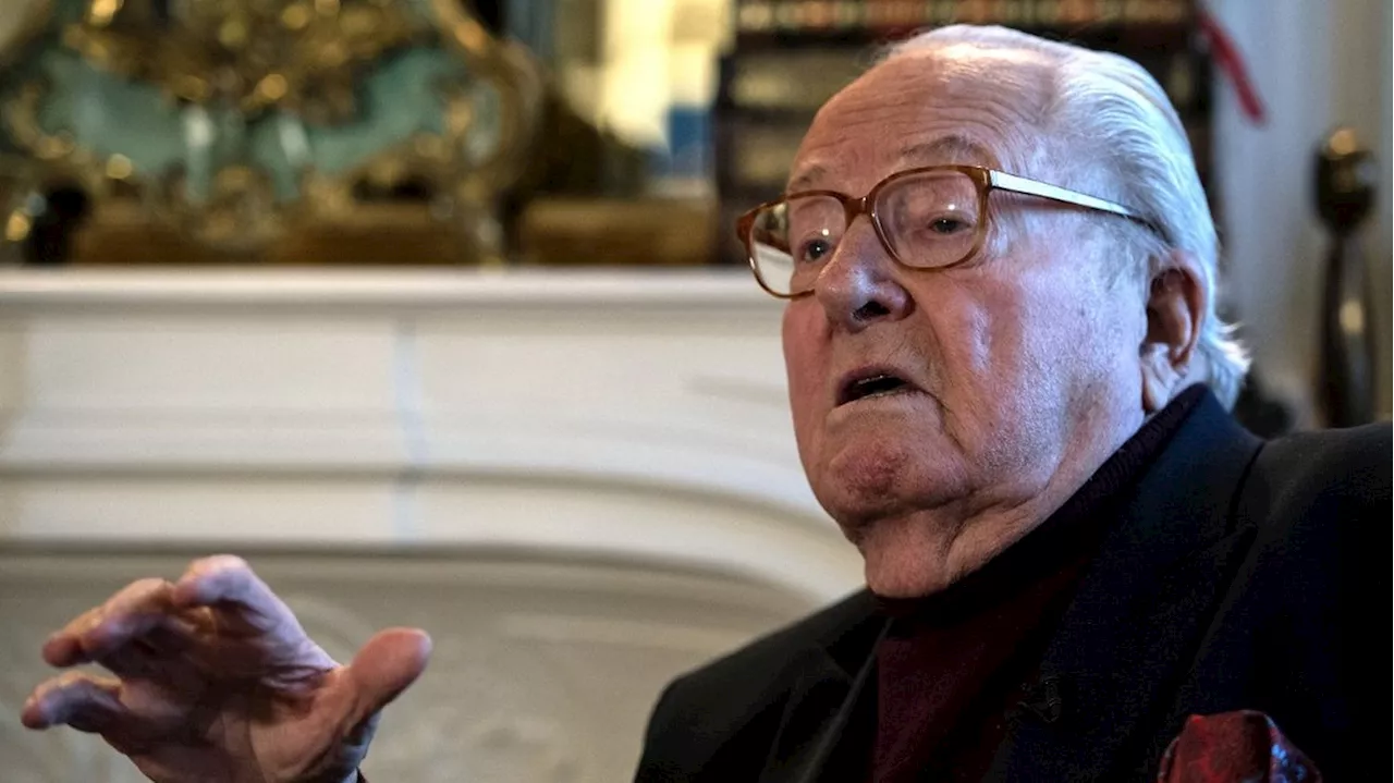 Le fondateur du Front national, Jean-Marie Le Pen, hospitalisé 'par précaution'