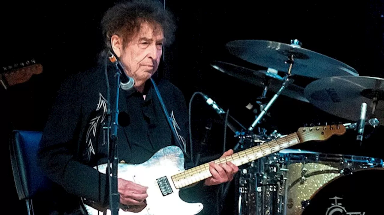 May the peerless Bob Dylan roadshow go on and on — live review