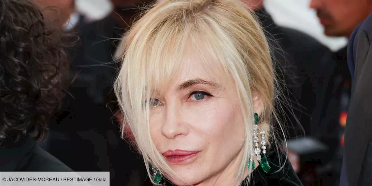 Emmanuelle Béart : à 61 ans, elle affiche une coupe au carré tendance qui rajeunit le visage