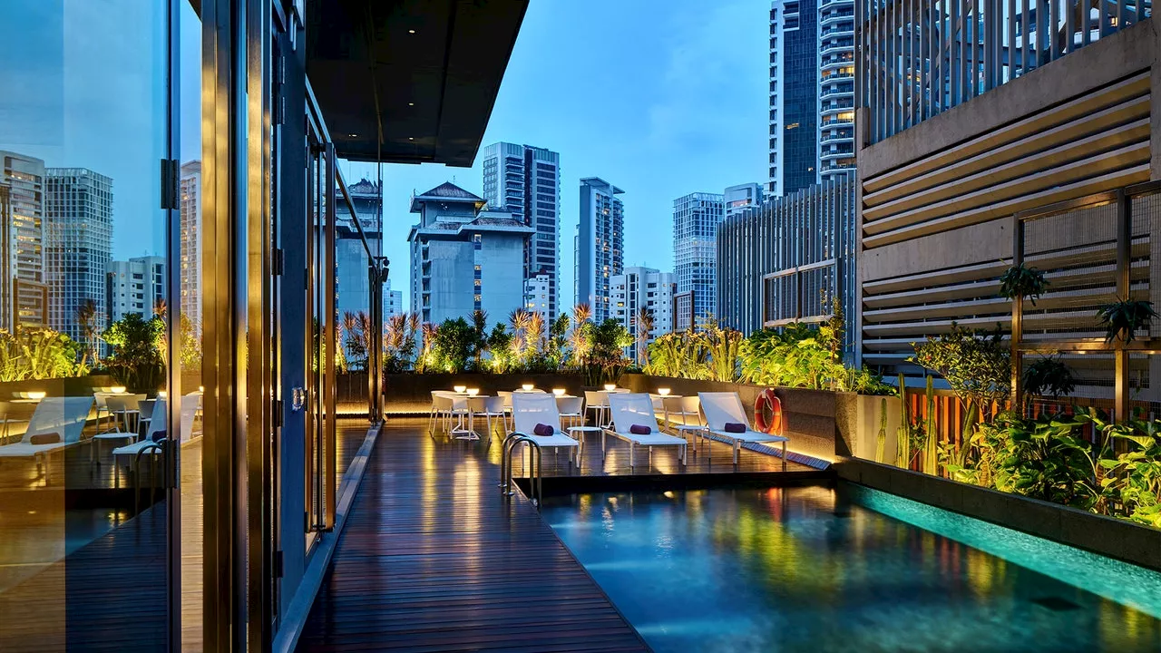 A Solo Traveller's Guide To Singapore