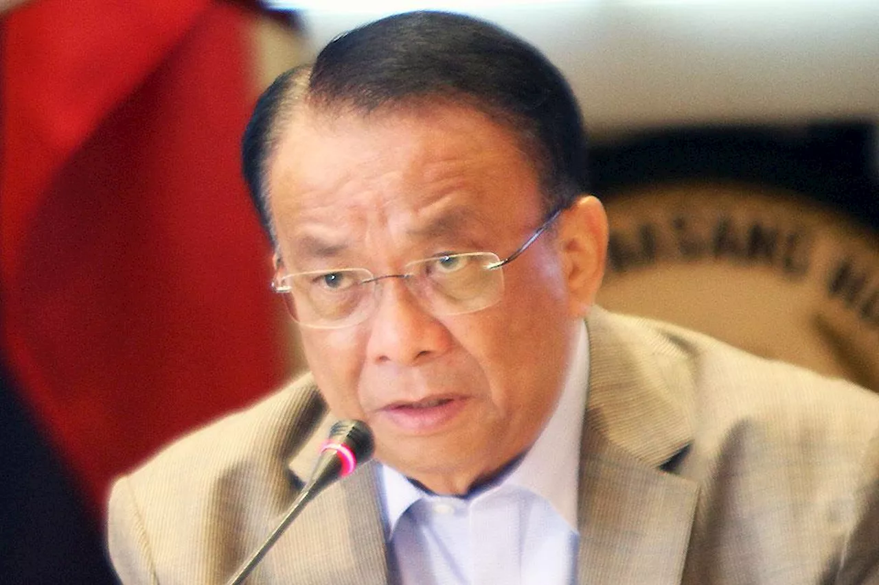 Gov't won't object if Duterte wants to surrender to ICC — Bersamin