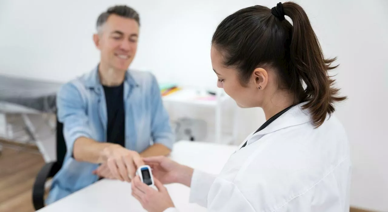 Diabete, perché si possono mangiare i dolci. Candido: «Credere che bisogna limitarsi è un errore». Sintomi e c