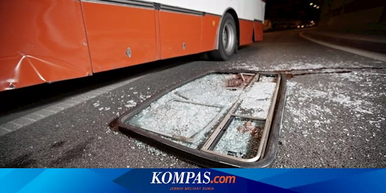 Bus Rombongan Pernikahan Jatuh ke Sungai Pakistan, 14 Tewas, Pengantin Wanita Selamat