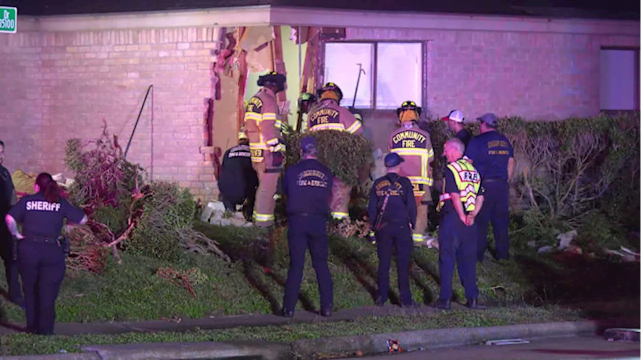 U-Haul driver injured after crashing into side of southwest Houston home