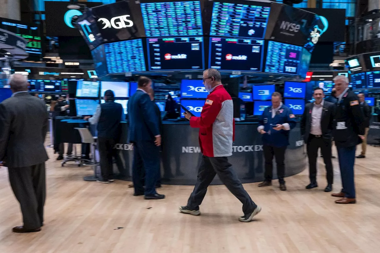 Wall Street finit en ordre dispersé, digère l'inflation