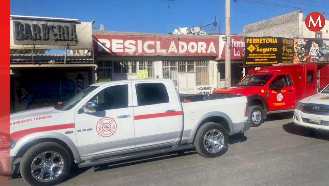 Vecinos reportan incendio en local de comida en Torreón