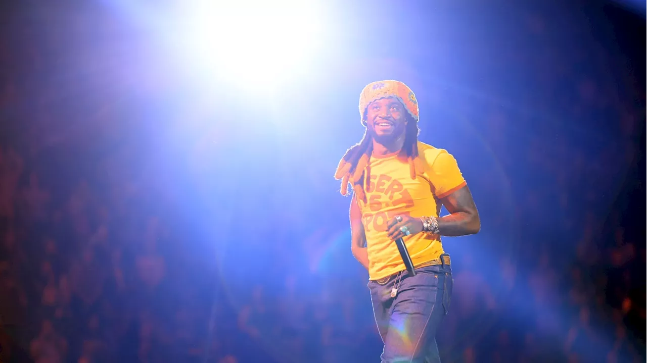 Shaboozey's 'A Bar Song (Tipsy)' hits another pop chart milestone
