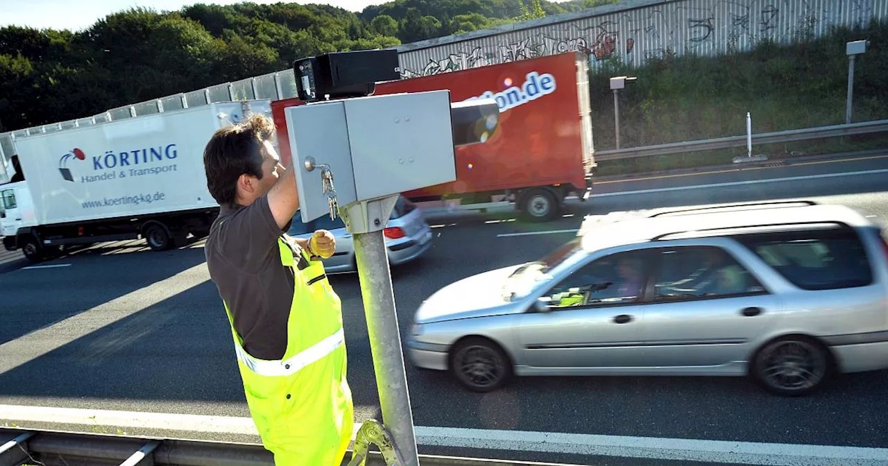 Heute Sperrungen auf der A2: Der Blitzer am Bielefelder Berg kehrt zurück