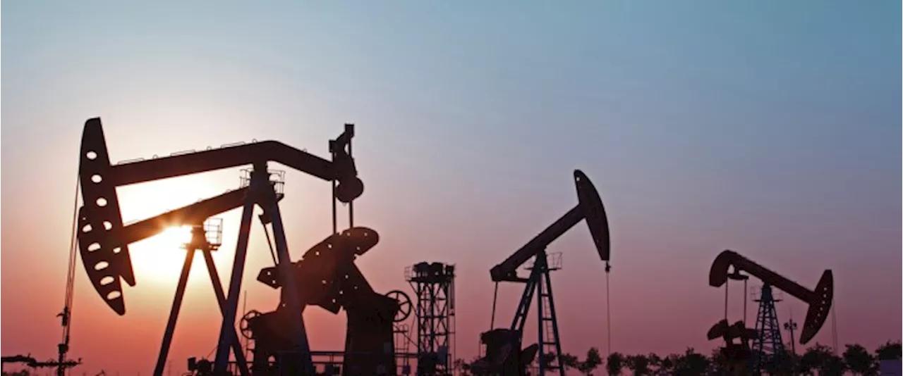 Oil Prices Inch Higher on Supply Tightness