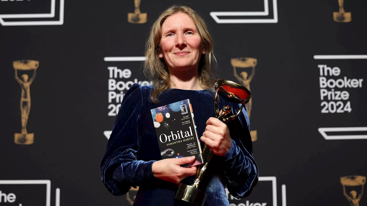 Samantha Harvey gana el premio Booker con la novela espacial 'Oribital'