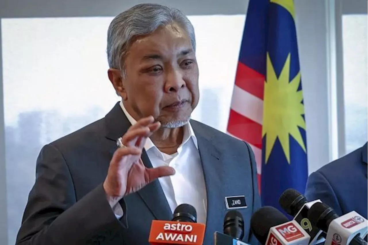 Ahmad Zahid embarks on official visit to UAE