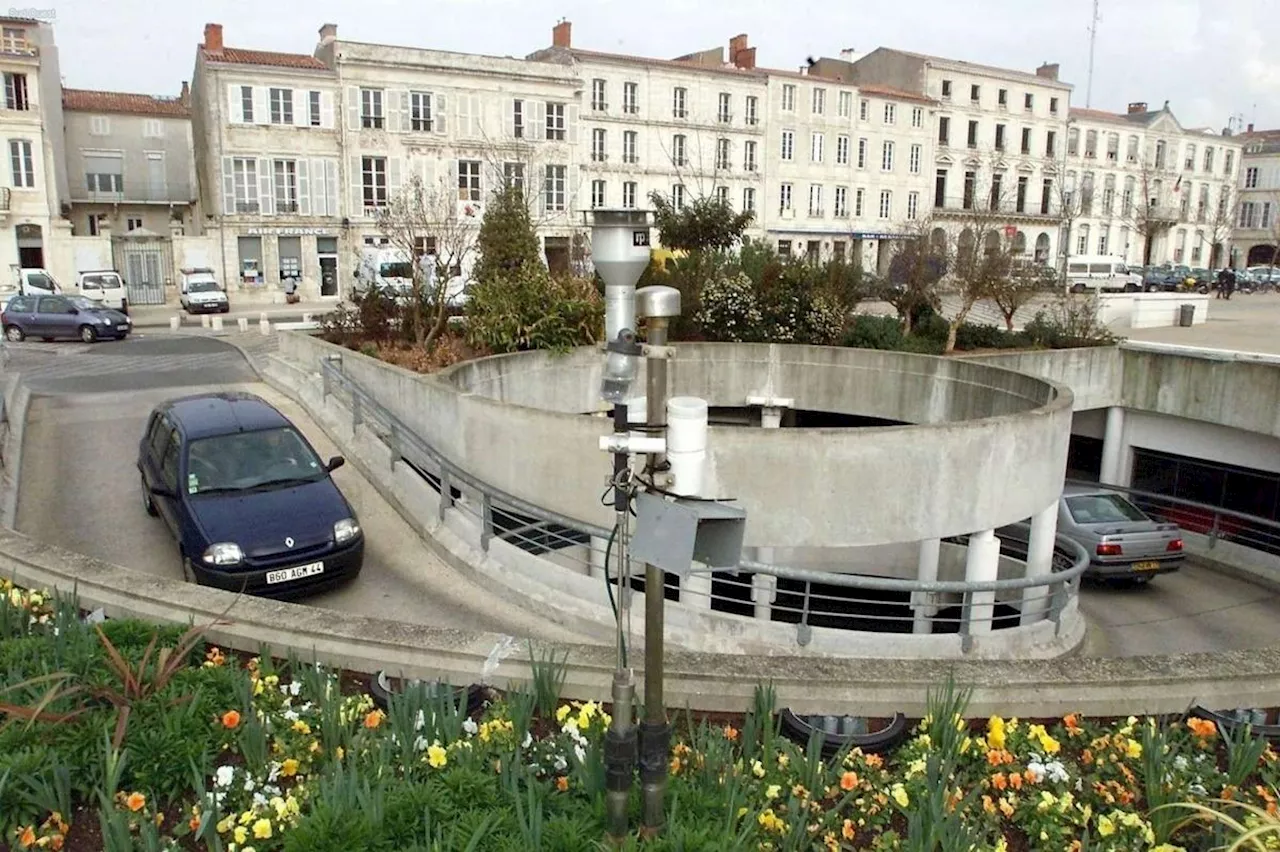 « Deux coups de couteau pour un euro » : au tribunal de La Rochelle, deux hommes condamnés