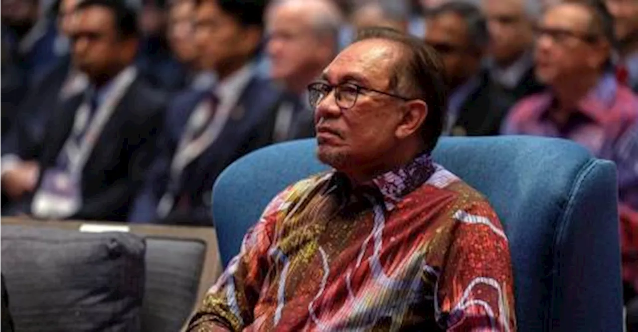 PM Anwar arrives in Peru for official visit, APEC Leaders Week