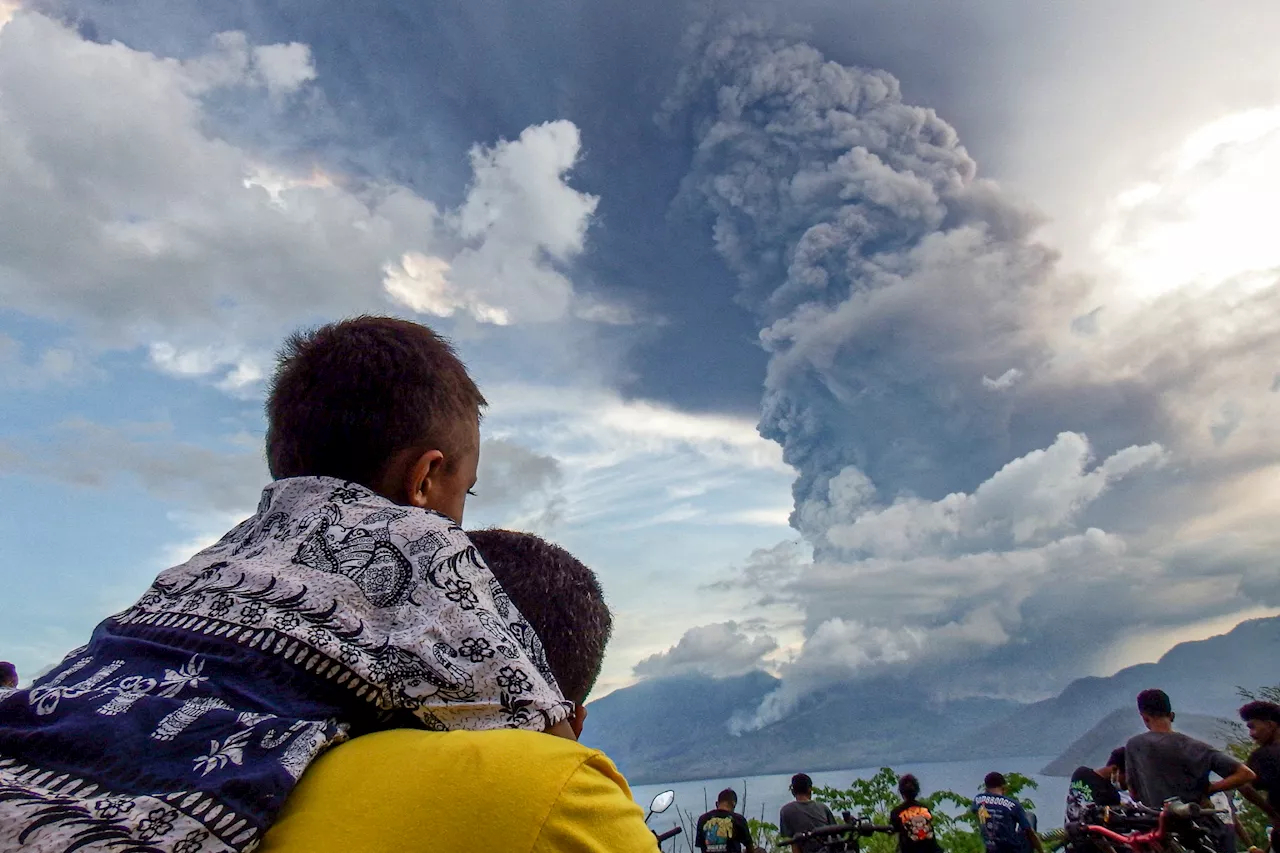 Bali batal penerbangan akibat ancaman gunung berapi