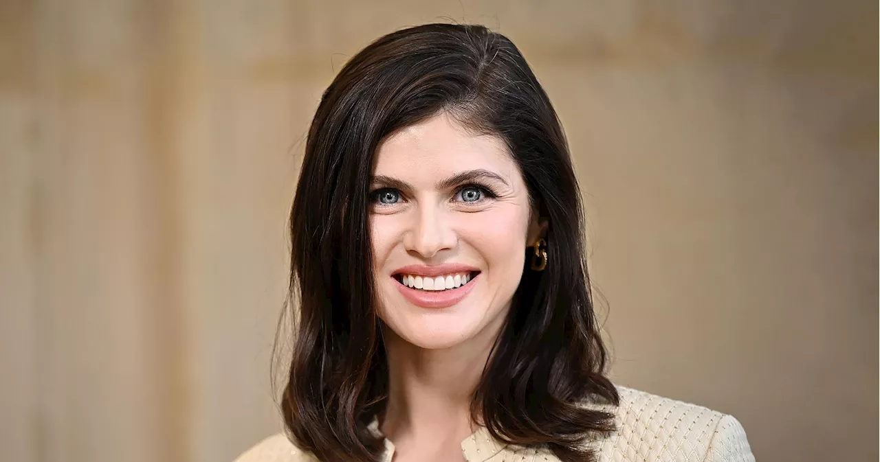 Alexandra Daddario Poses in Underwear 6 Days After Giving Birth: Photo