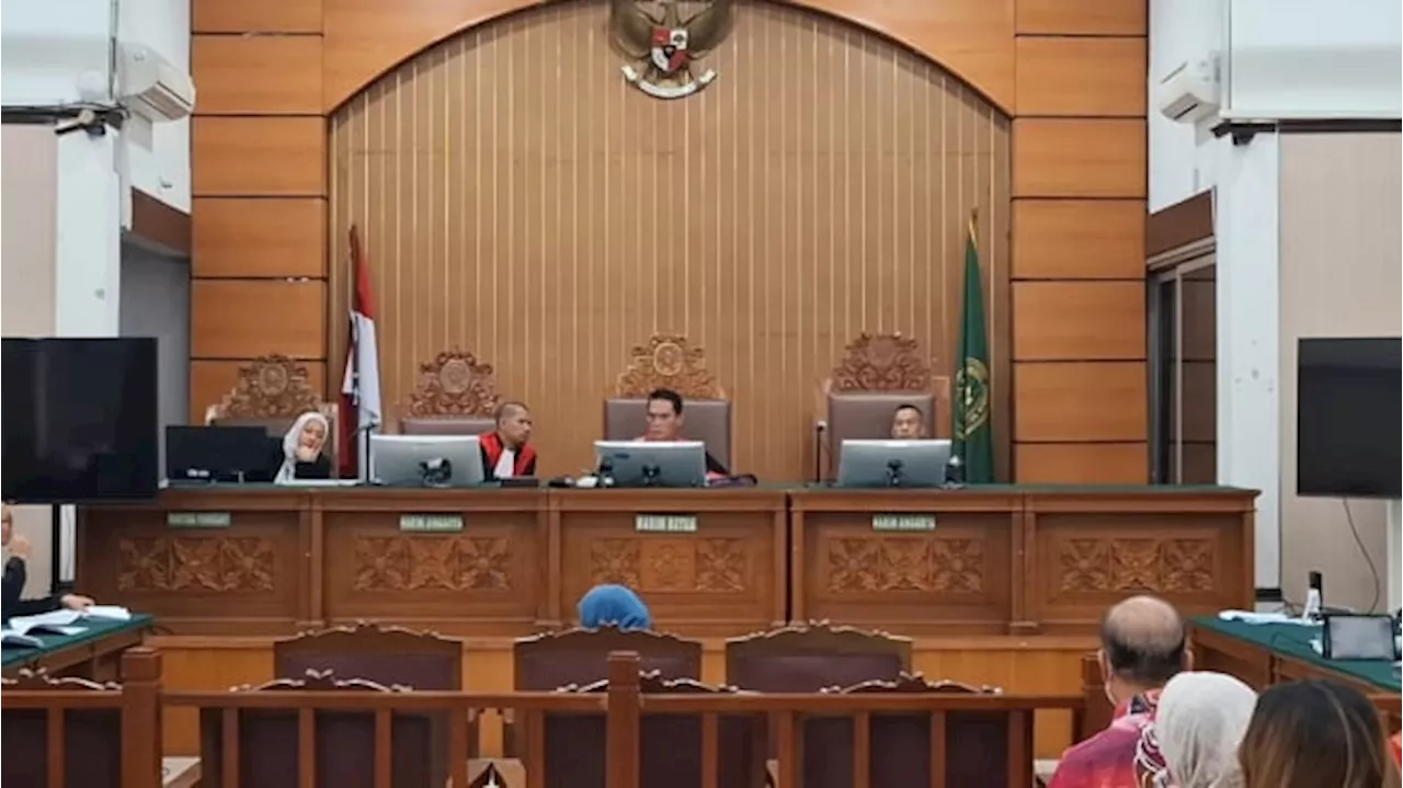 Terdakwa Ike Farida Dituntut 1,5 Tahun Bui soal Dugaan Sumpah Palsu