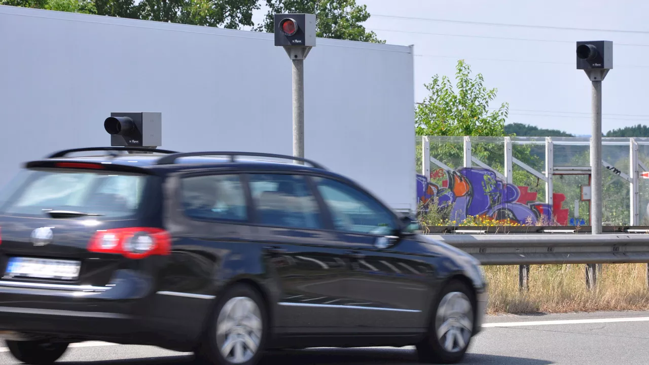 Blitzer auf A2 bei Bielefeld: Nach langer Pause wird wieder geblitzt