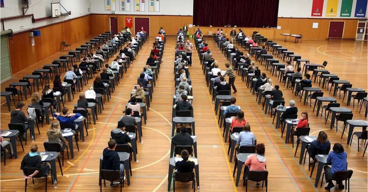 'No adverse impact': Curriculum boss says 'inadvertent' VCE exam bungle won't impact results