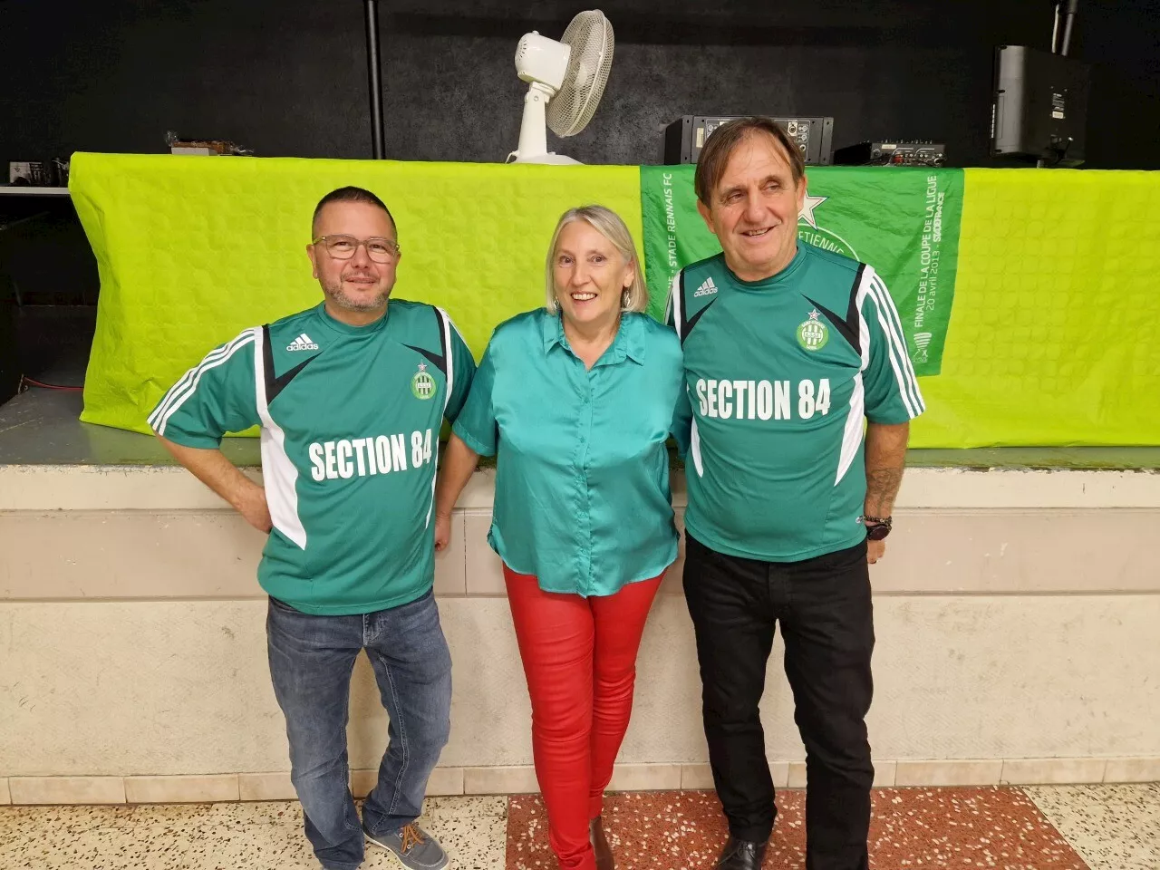 'Allez les Verts !' A Saint-Ouen, les supporters de Saint-Etienne donnent de la voix depuis 30 ans