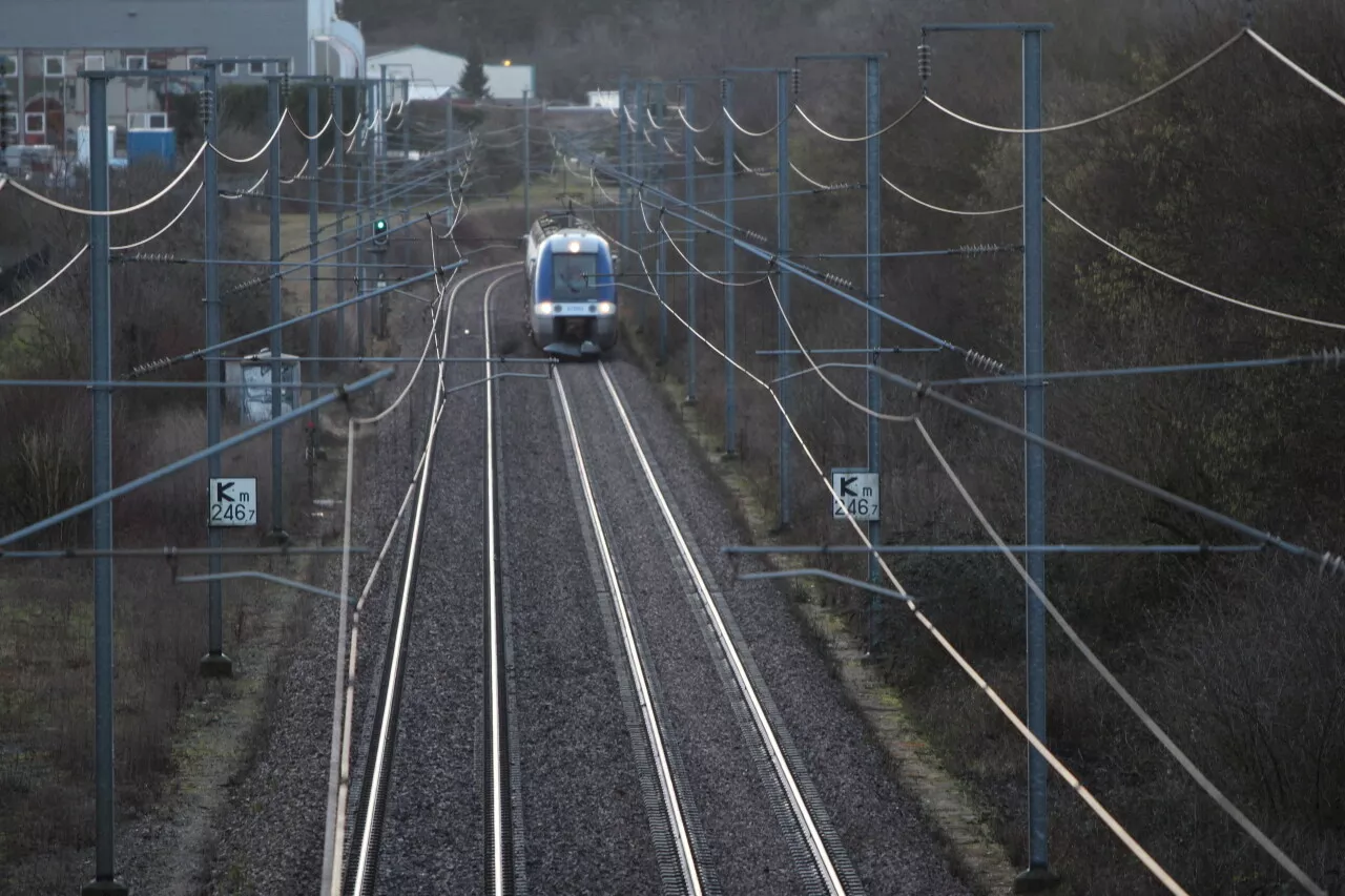 Bretagne : malgré l'intervention de la SNCF, la circulation des trains perturbée entre Rennes et Brest