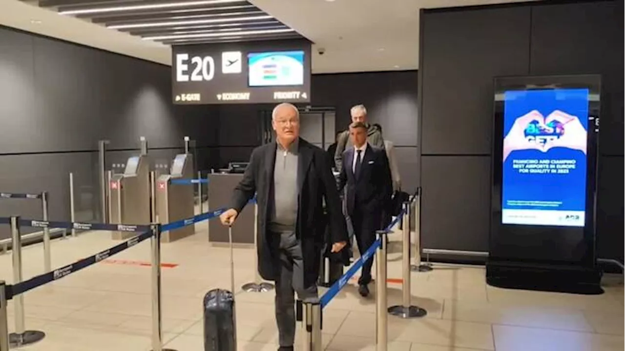 'Daje Mister', l'arrivo a Fiumicino di Claudio Ranieri