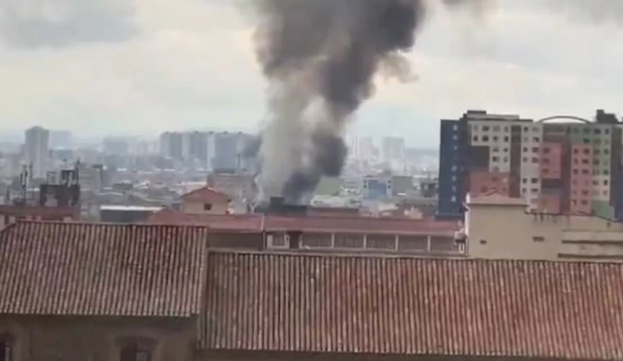 Bomberos de Bogotá continúan investigando las causas de incendio en San Andresito