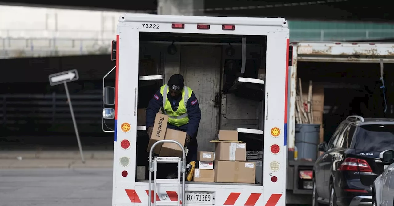 Purolator workers won’t handle Canada Post packages if strike occurs, union says