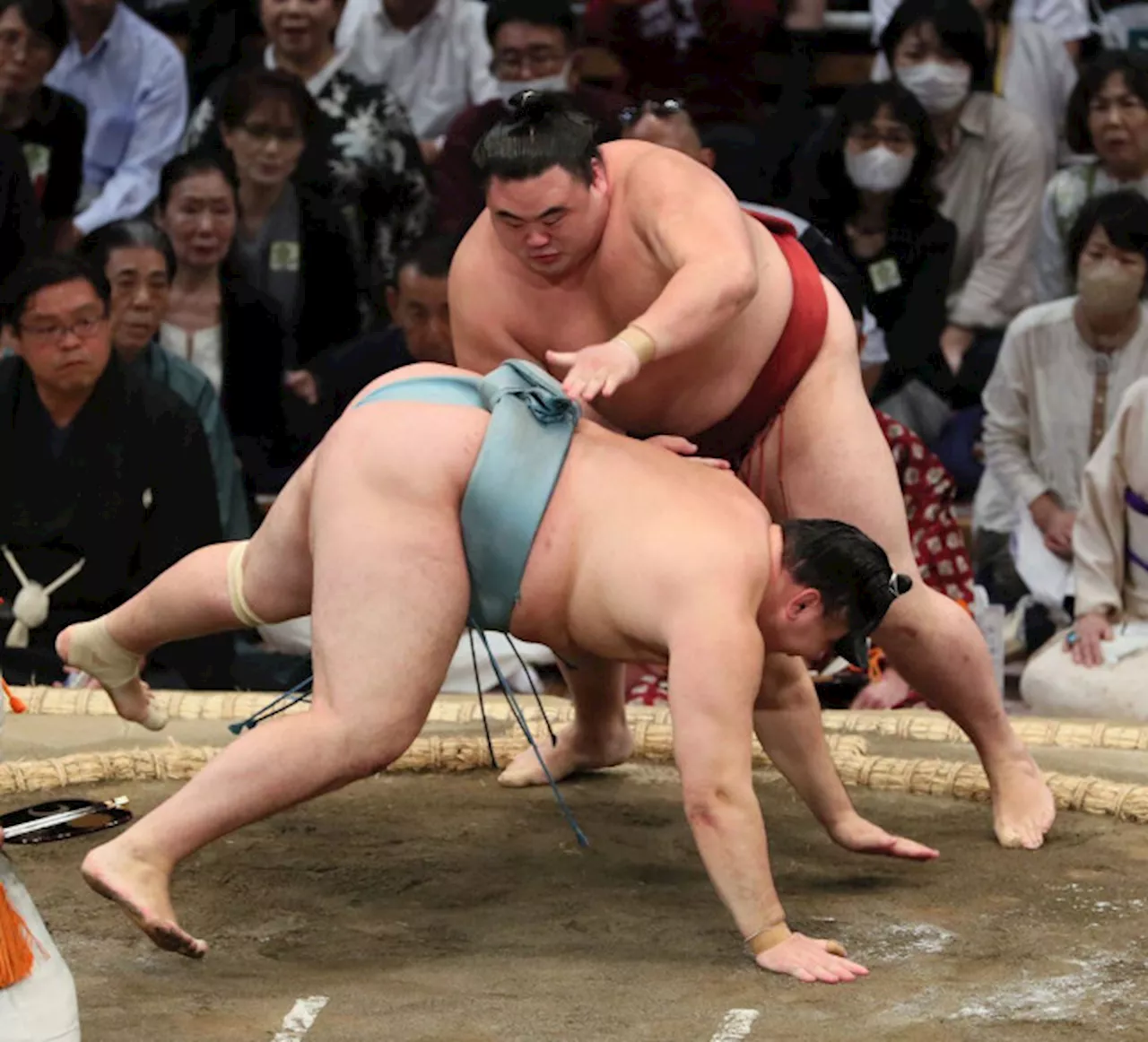 隆の勝が30歳の誕生日に白星、初日から5連勝は自身初 大相撲九州場所5日目