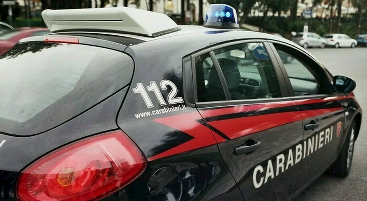 Stupro di gruppo su una sedicenne a Rimini, arrestati due ragazzi di 17 e 18 anni. L'incontro sui social, gli