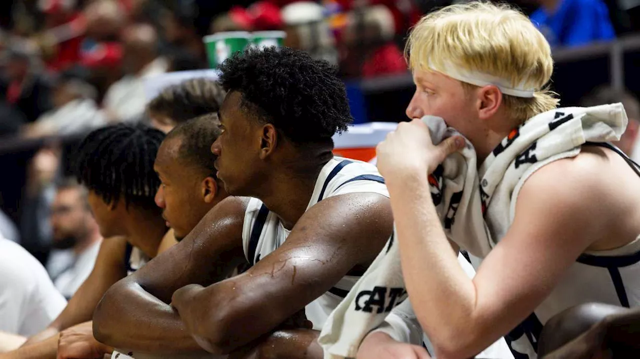 Utah State basketball roars to 3-0 start with blowout win over Westminster