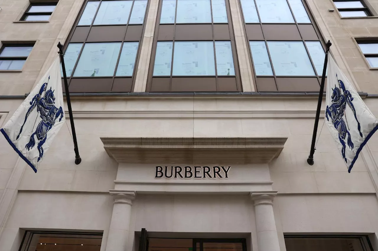 Burberry tente un retour aux sources pour éviter la catastrophe