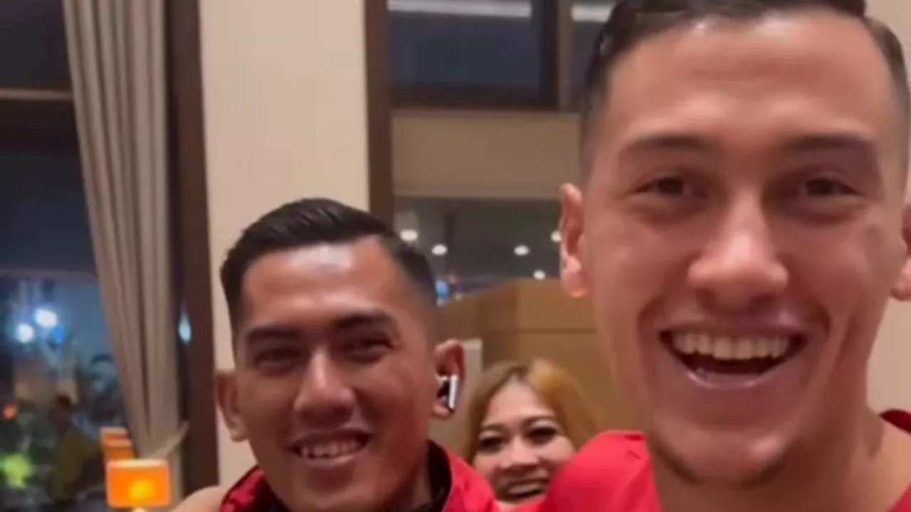 Momen Kocak Bintang Timnas Indonesia Jay Idzes Bertemu Kembarannya Hanafi 'Bang Jay dari Citayam'