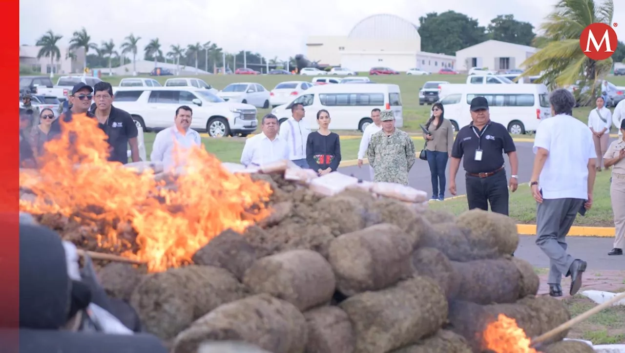 Incineran más de una tonelada de drogas en Veracruz