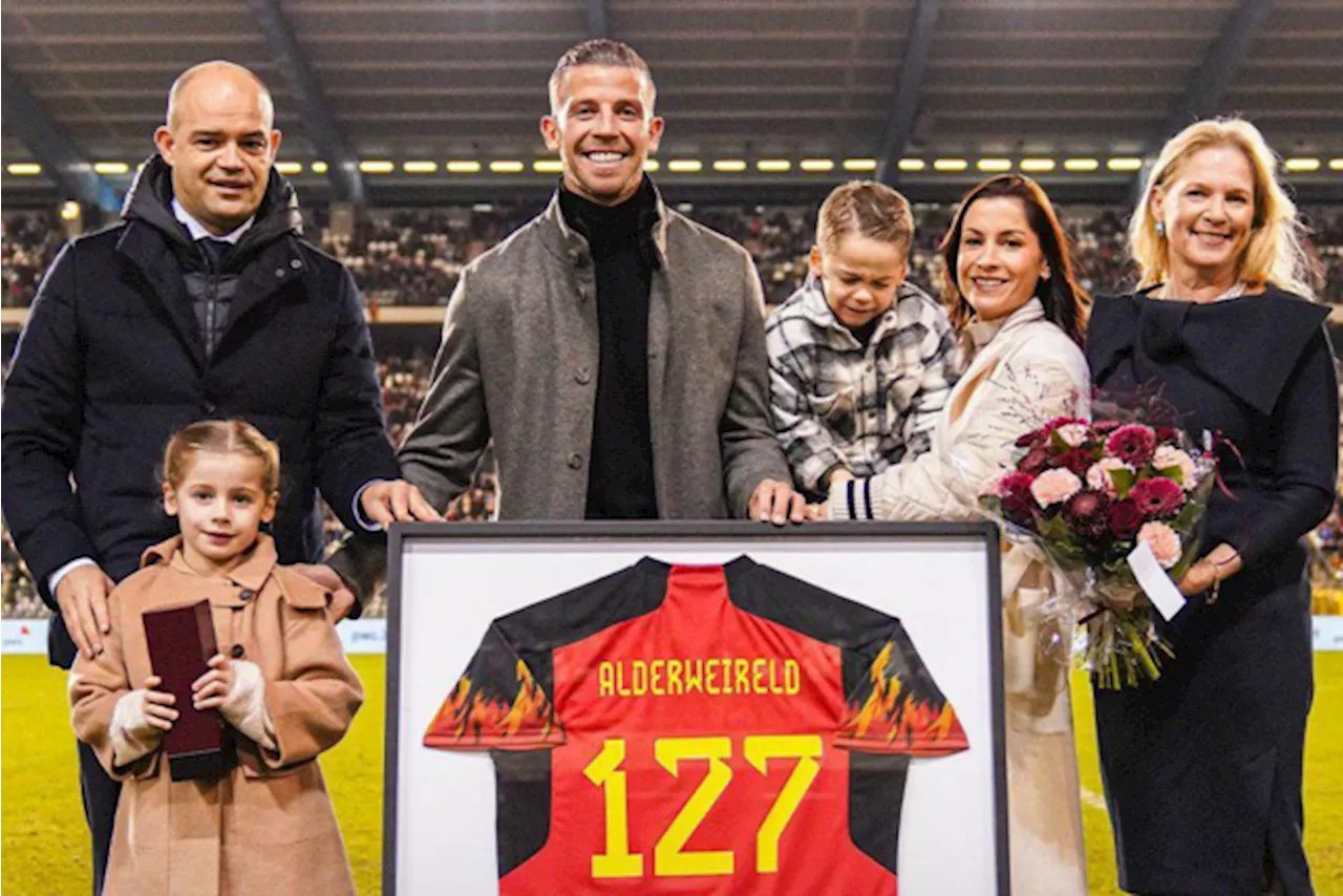 Rode Duivels-icoon Toby Alderweireld krijgt huldiging tijdens pauze van België-Italië