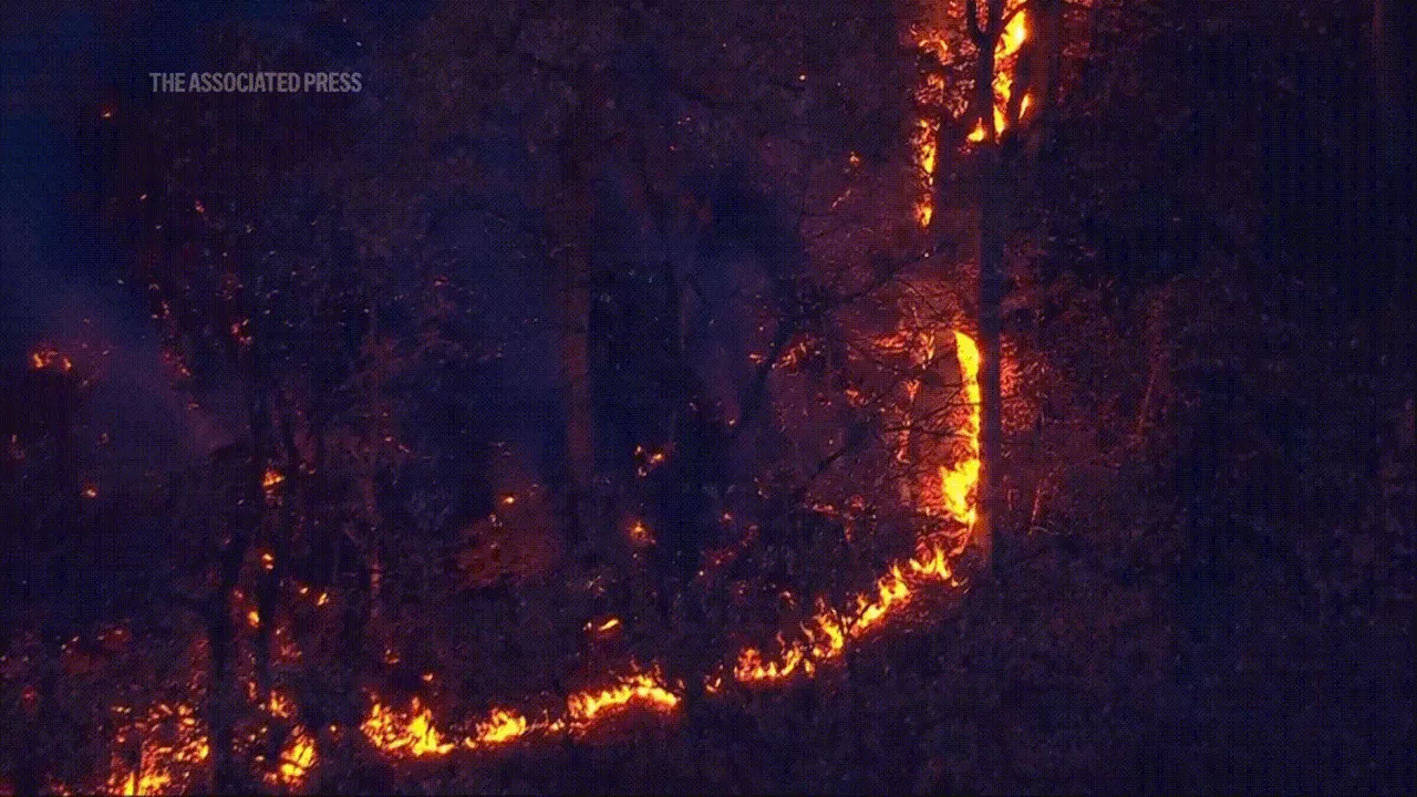 2 charged with setting some Northeast wildfires amid New Jersey drought warning, blazes out West