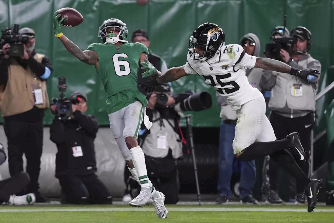 Commanders vs. Eagles odds, predictions: 'TNF' Same-Game Parlay, picks